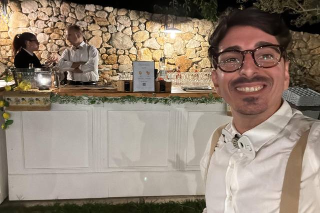 Wedding bar