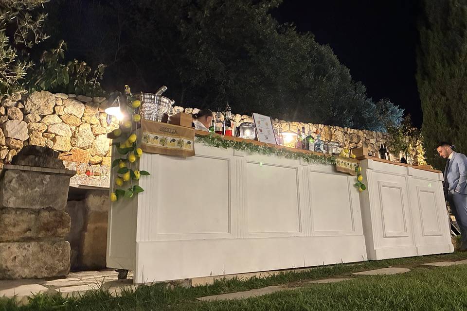 Wedding bar