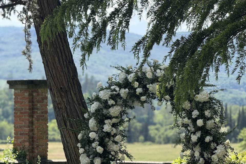 Floral arch