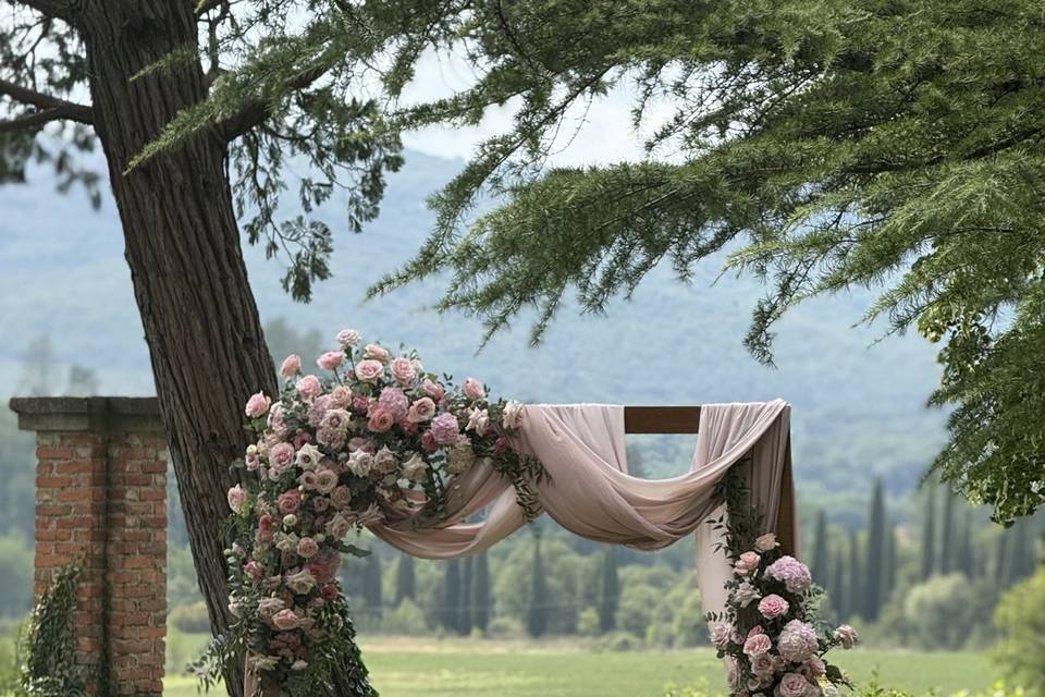 Pinks wedding