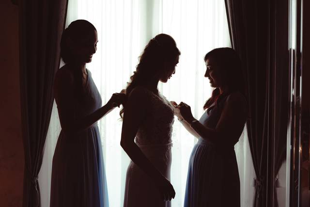 Team bride