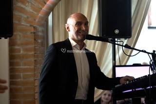 Adriano Dj e Music Live