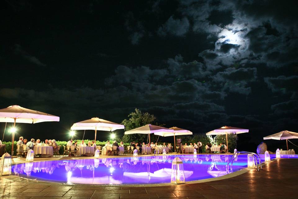 Cena in piscina