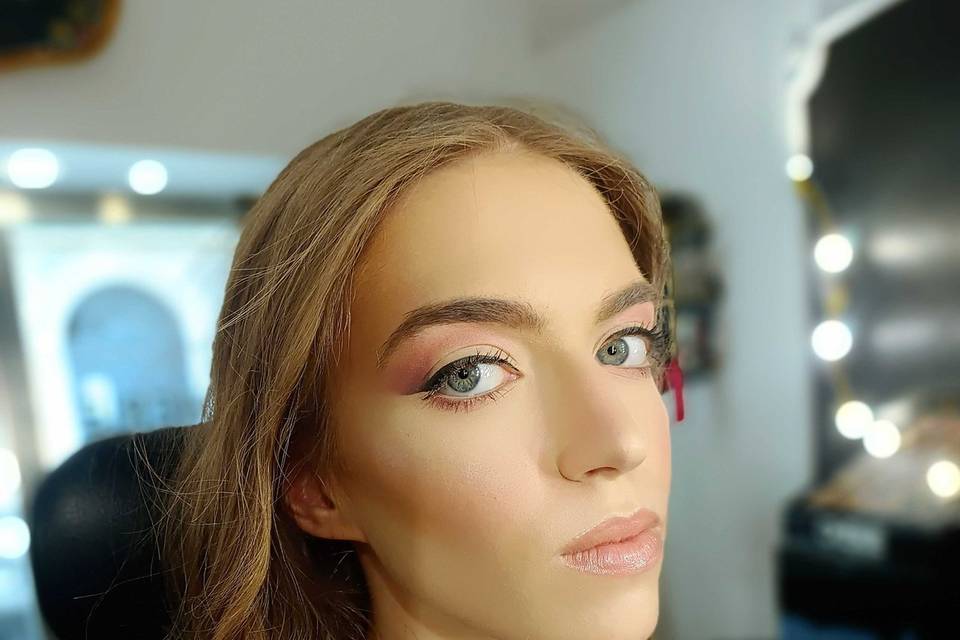 Roberta Finocchiaro Make-up