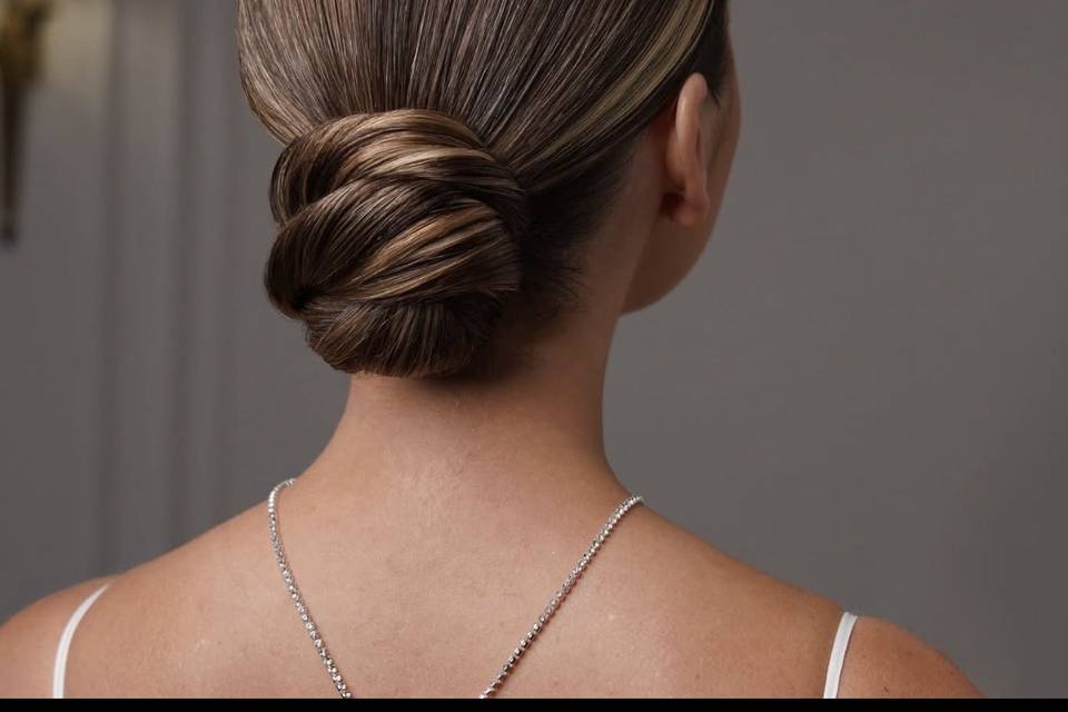 Bun elegant