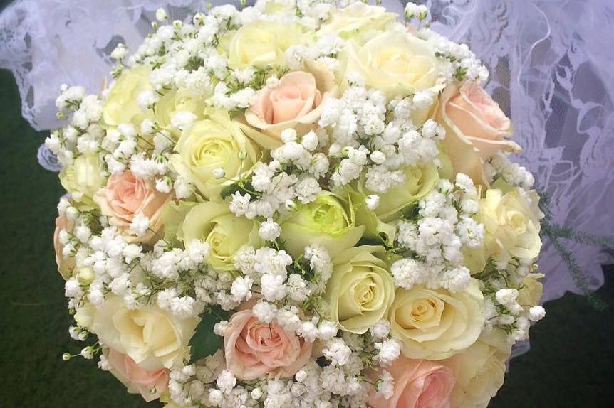 Gypsophille and roses