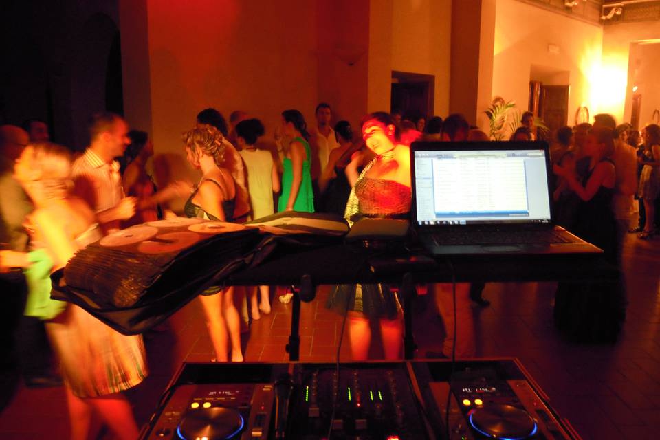 Party Wedding Dj