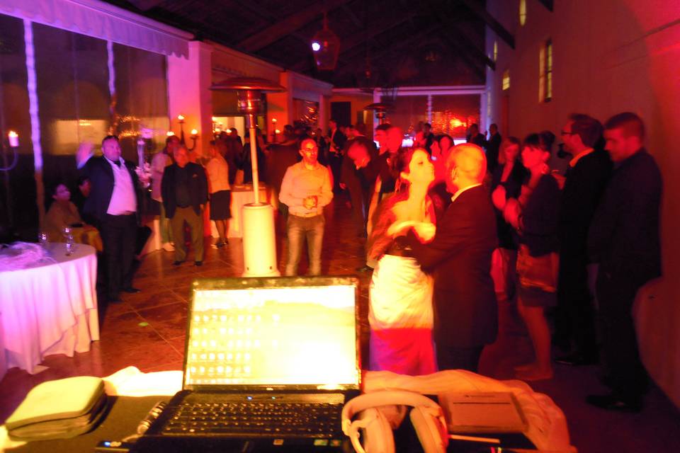 Party Wedding Dj