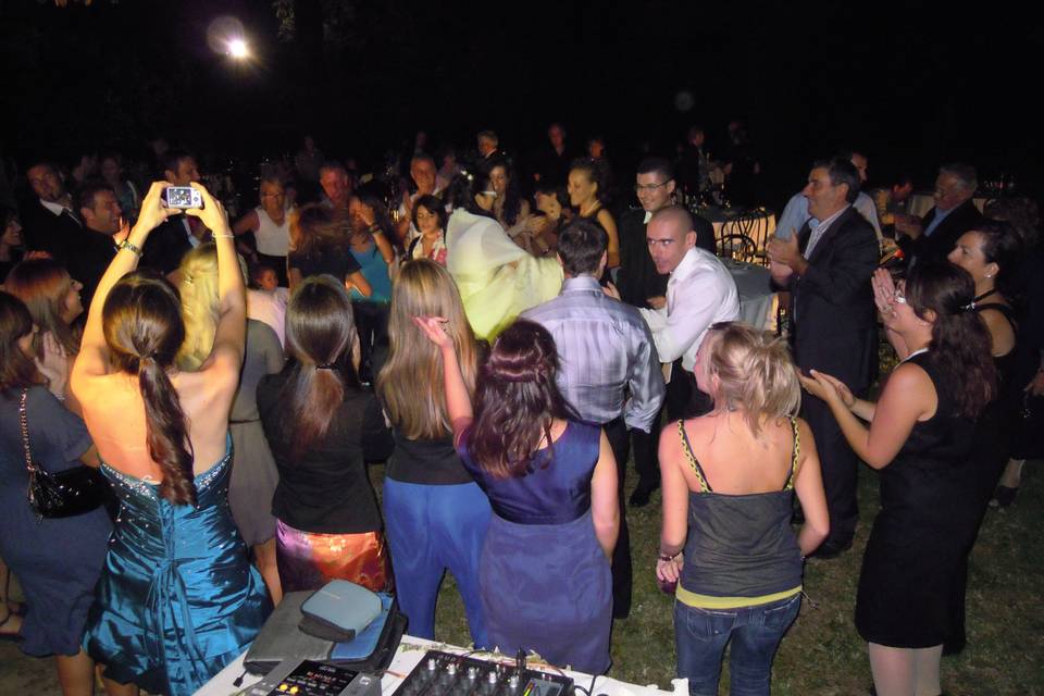 Party Wedding Dj