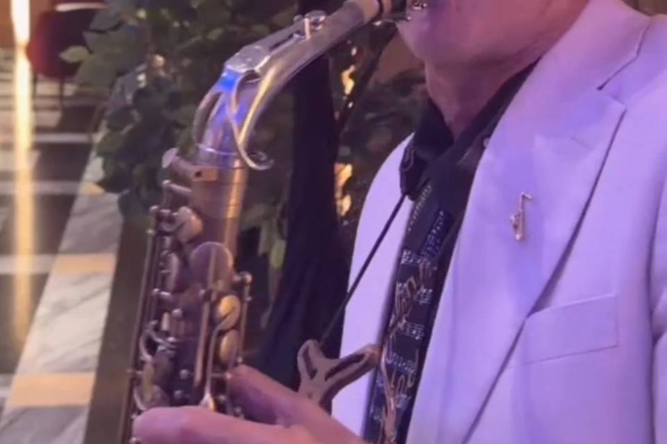 MAURIZIO SAX