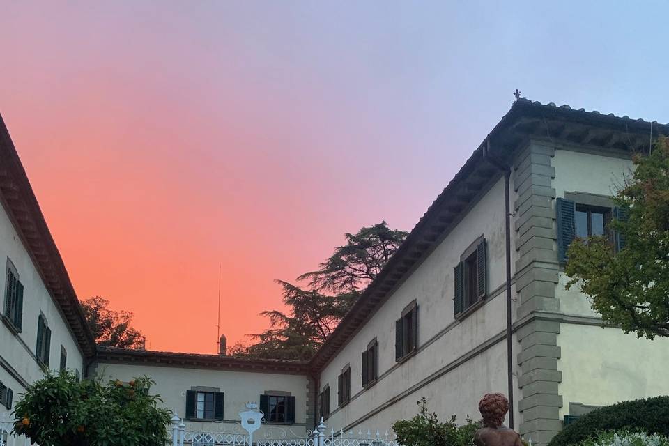 Villa La Costaglia By Castello Ricevimenti
