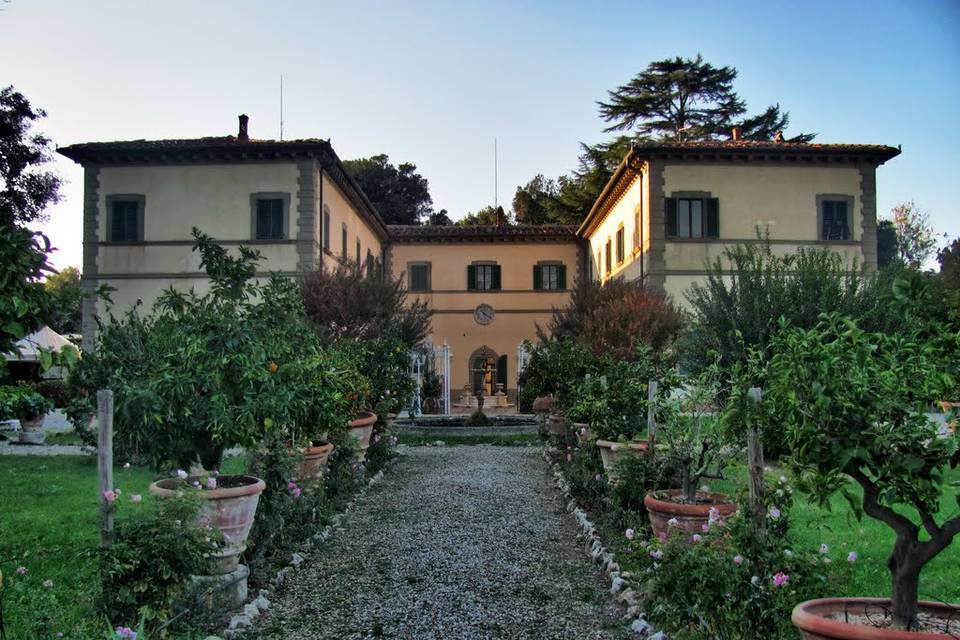 Villa La Costaglia By Castello Ricevimenti