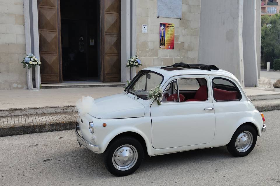 Wedding in fiat 500