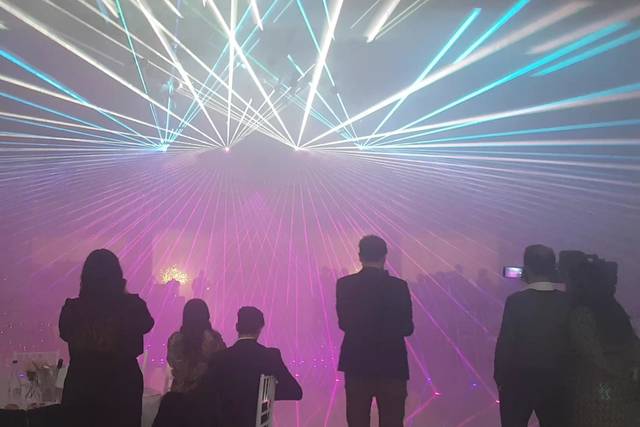 Laser show d'intrattenimento