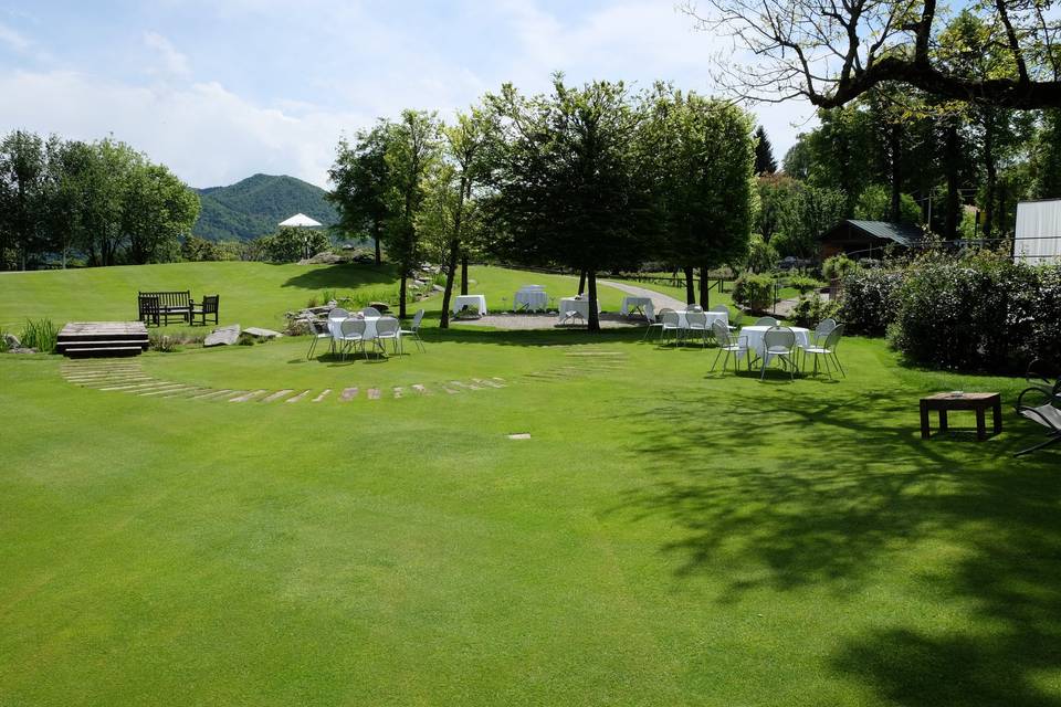 Vista gazebo dal giardino