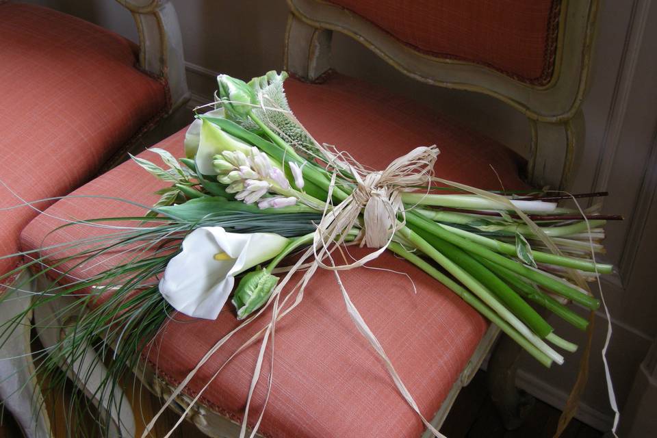 Bouquet cascante da sposa