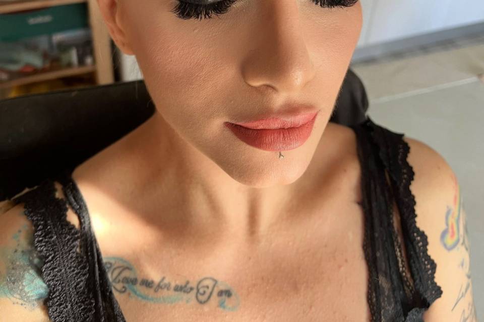 Trucco sera