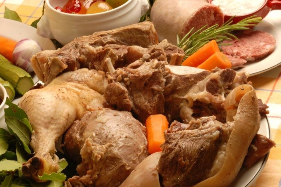 Bollito misto alla piemontese