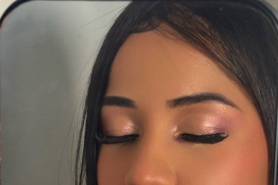 Full glam
