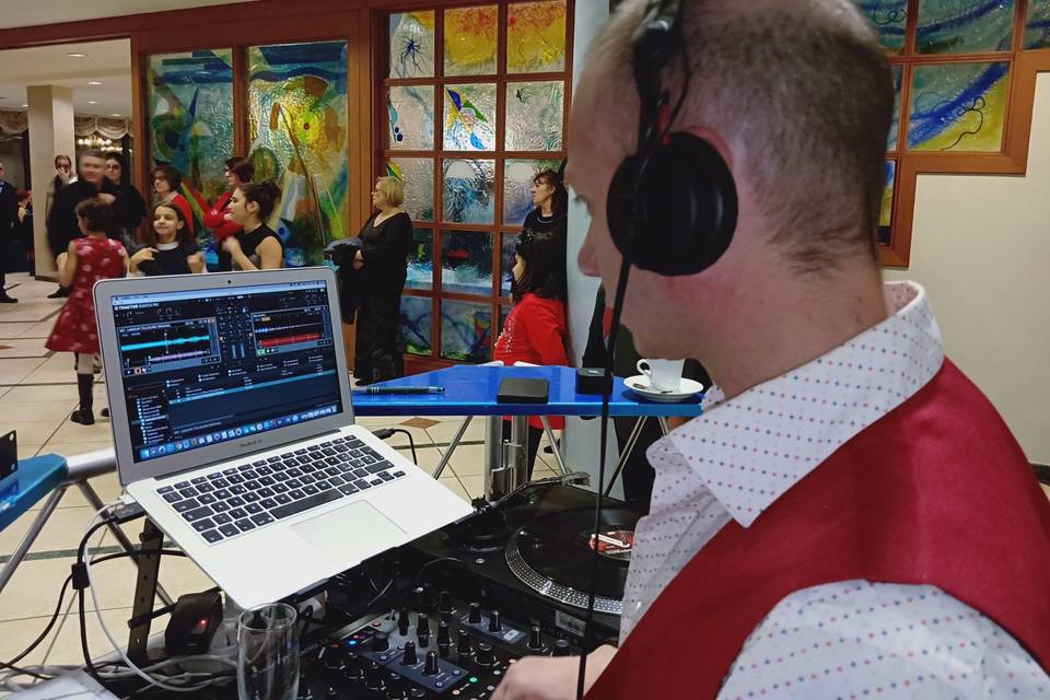 DJ Moska Wedding Music