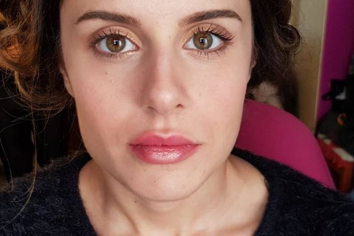 Modella