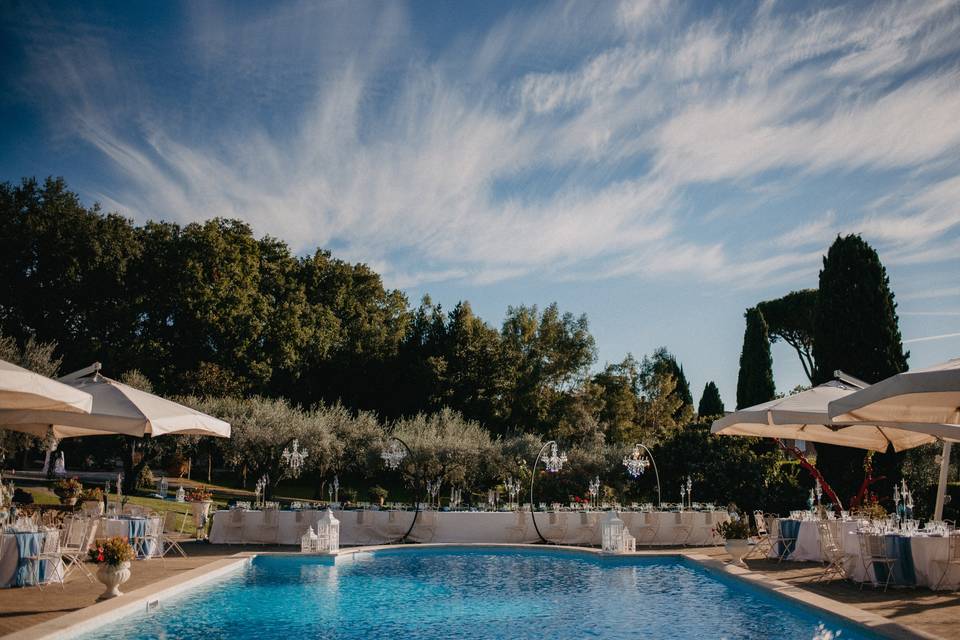 Pranzo a bordo piscina