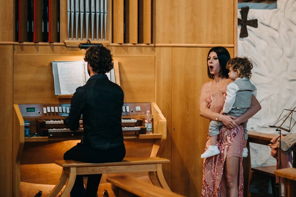 Canto in chiesa