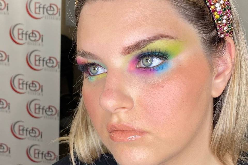 Trucco colourful