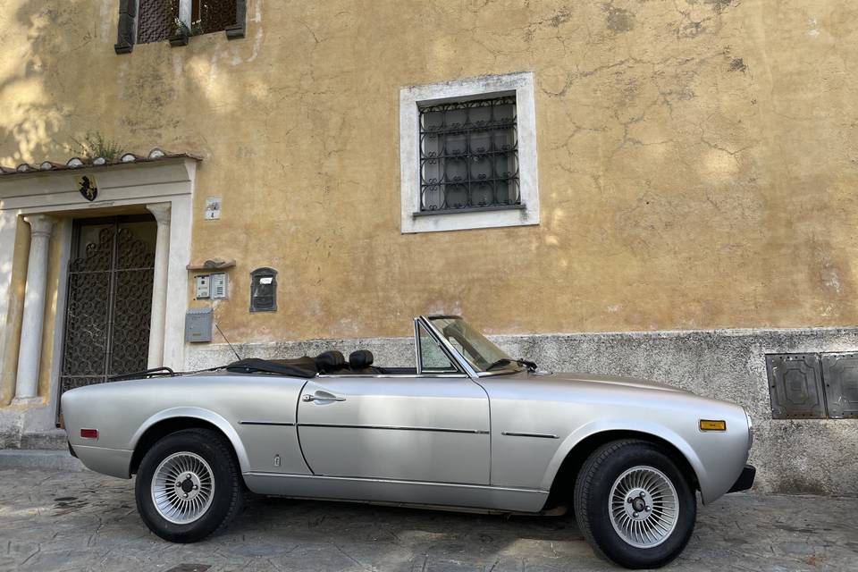 Fiat 124 spider