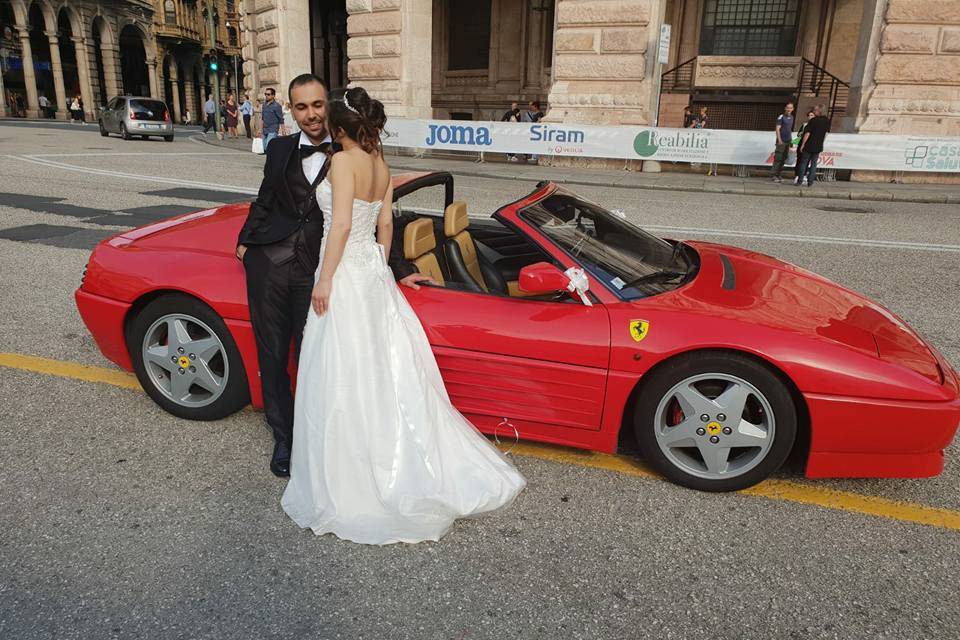 Noleggio Ferrari per matrimoni