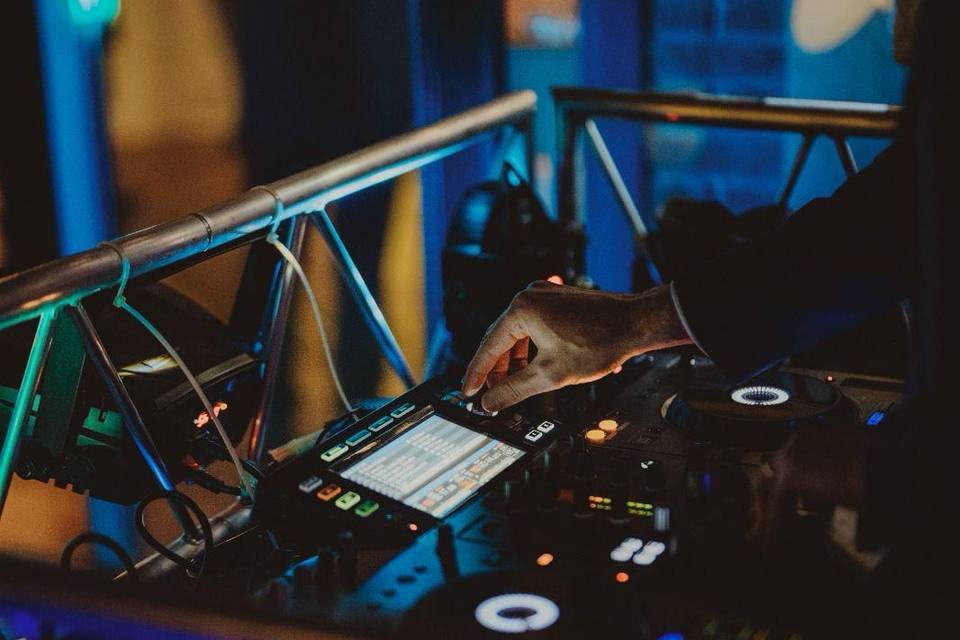 Dj Set