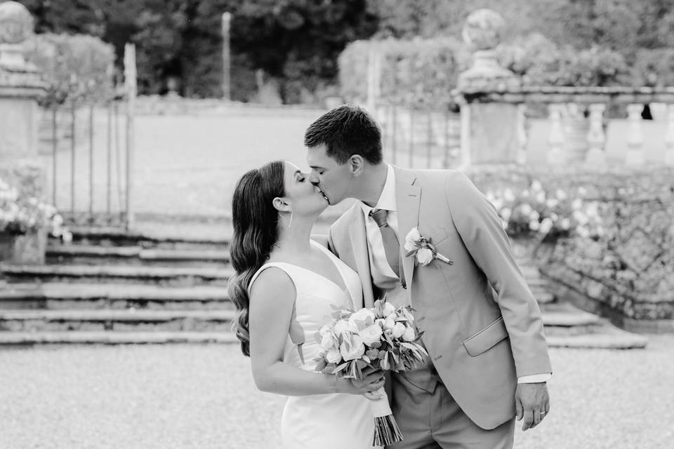 Kelsey & Mike, Toscana