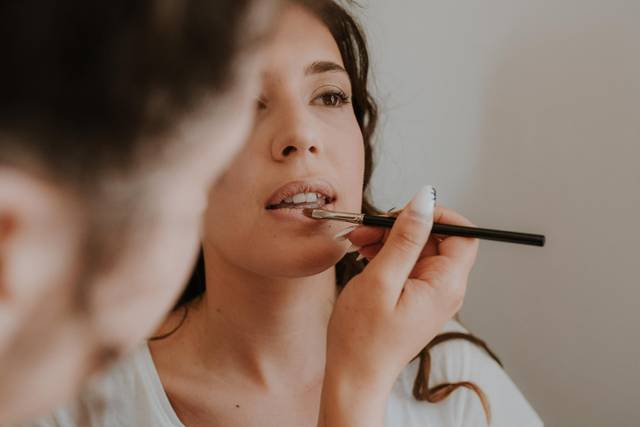 Myra Make-up Studio