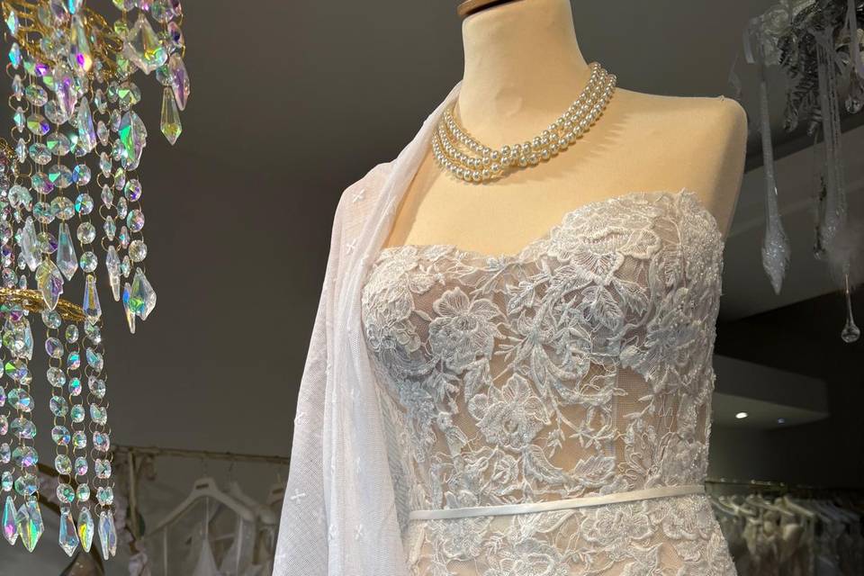 Abito in pizzo Morilee
