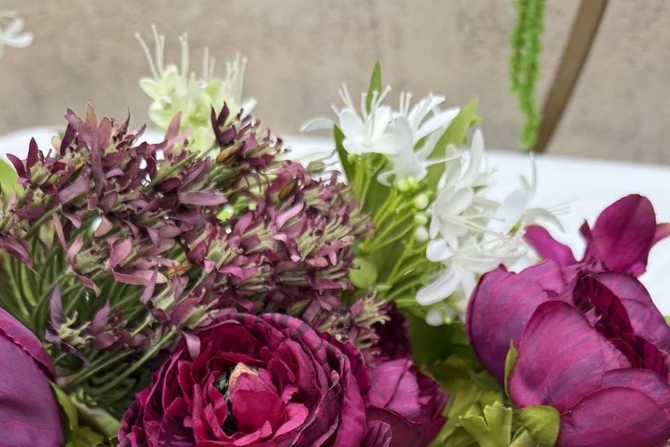 Dettaglio fiori bordeaux