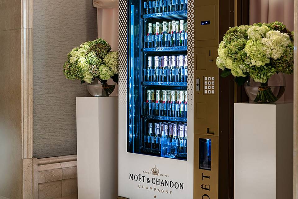 Moët & Chandon Machine