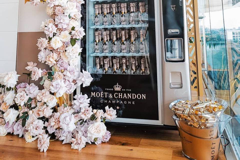 Moët & Chandon Machine