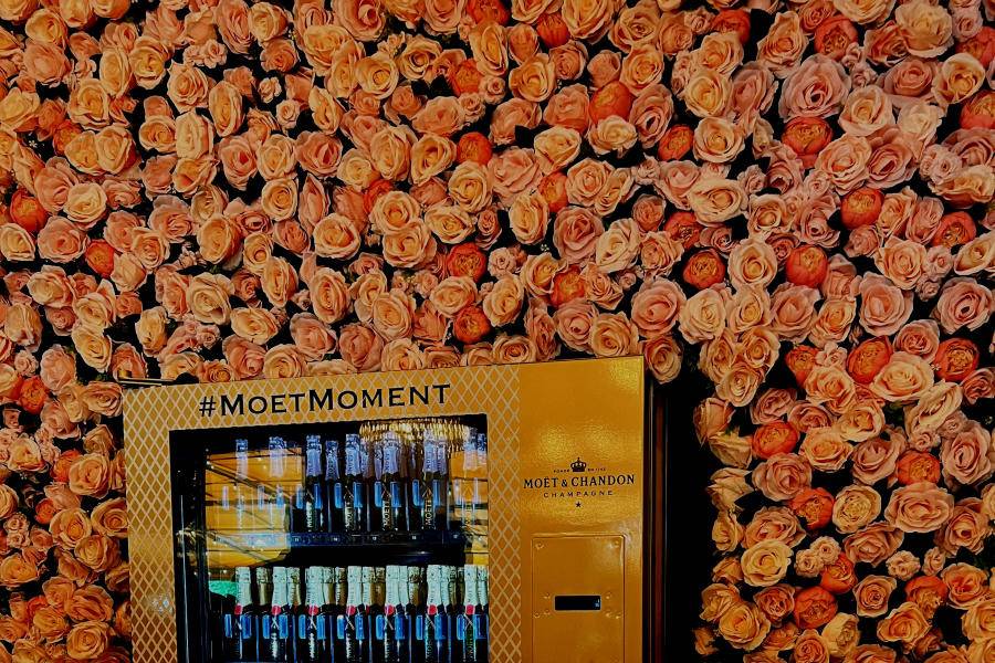 Moët & Chandon Machine