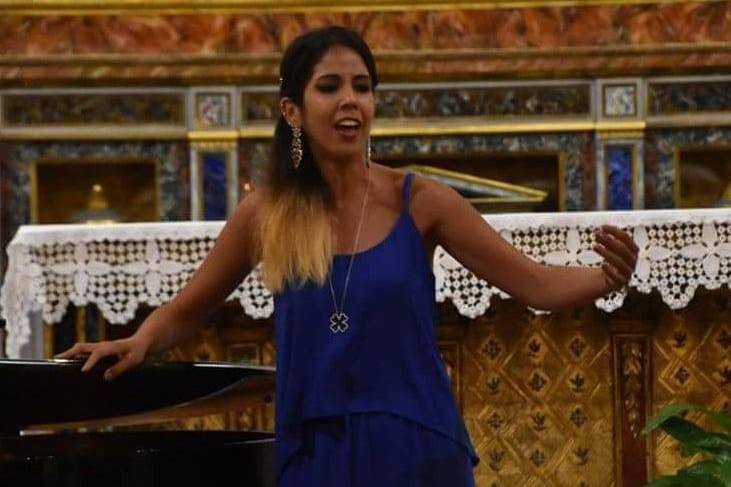 Lisa Damiani Soprano