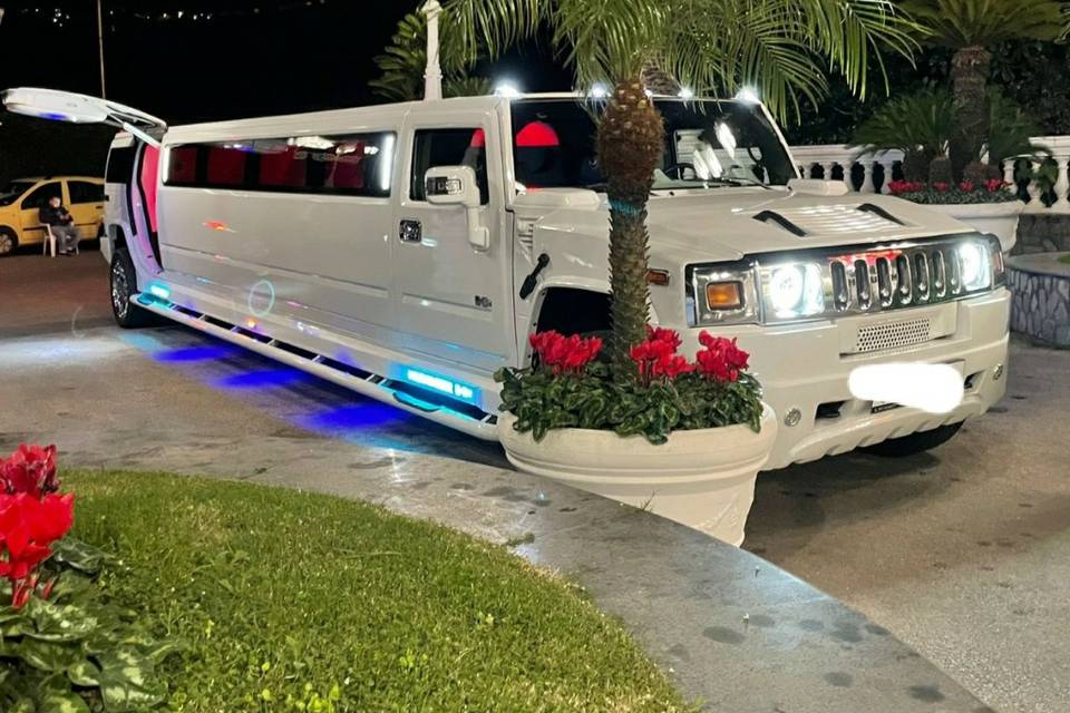 Hummer limousine