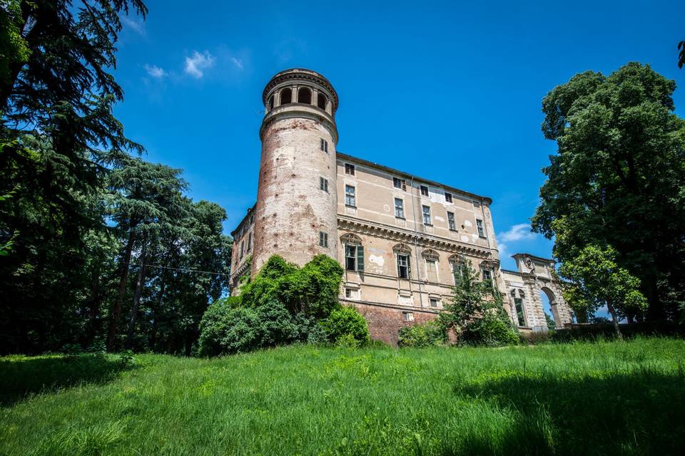 Castello Di Montà D'Alba