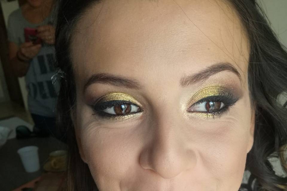 Make - up Gold Arabic
