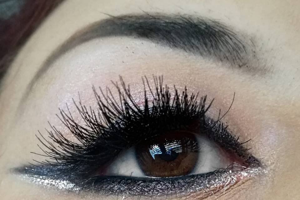 Make - up sparkle eyeliner