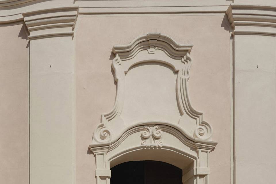 Ceste fiorite chiesa