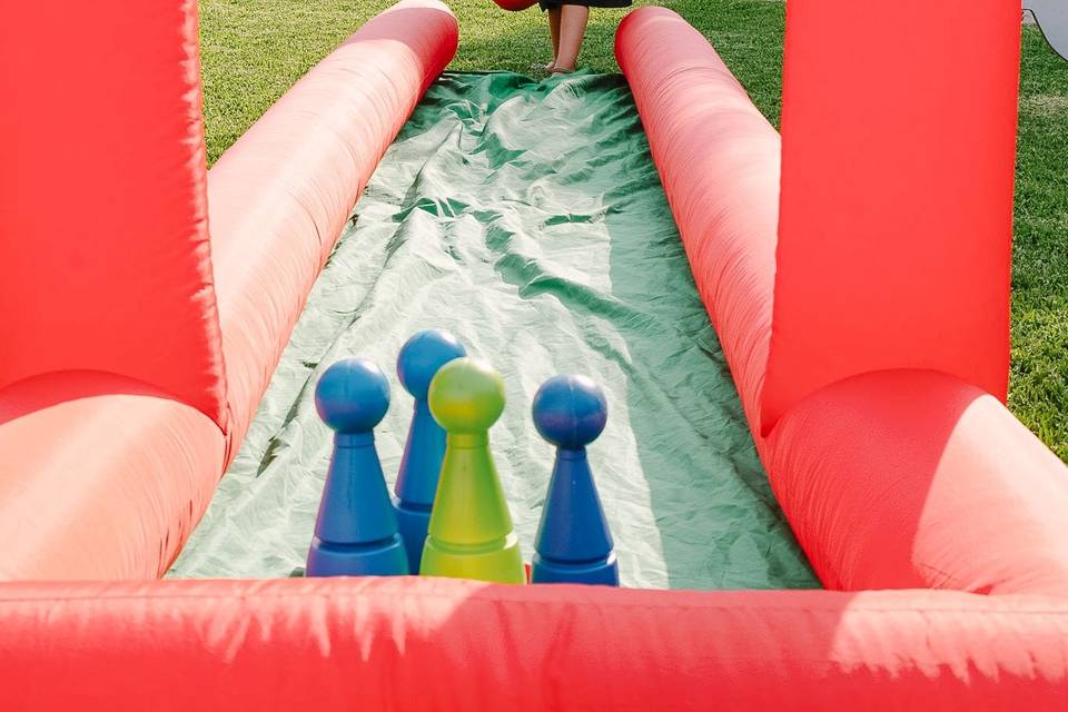 gioco_bowler_gonfiabile_rosso