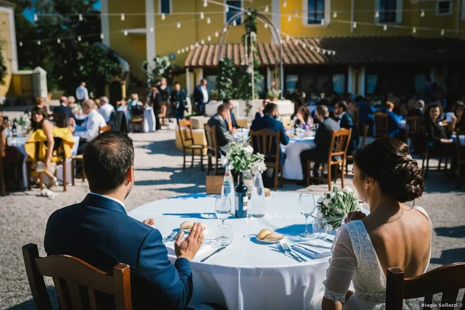 Pranzo nella Corte