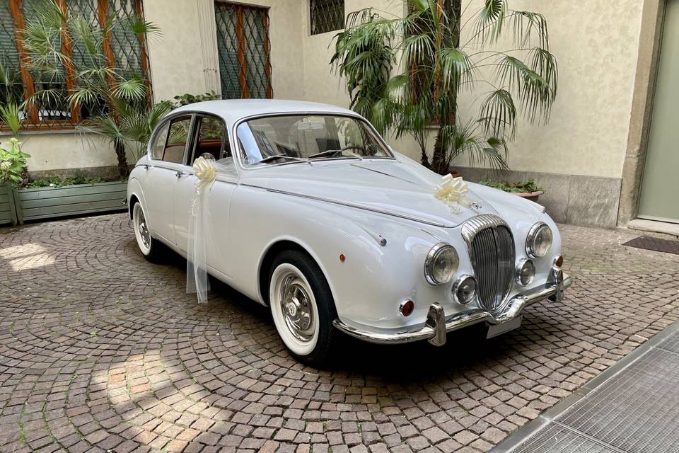 Jaguar MK II Daimler V8 Saloon