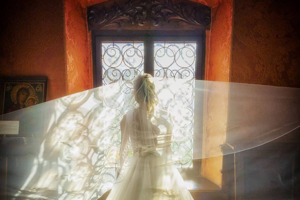 La sposa alla finestra