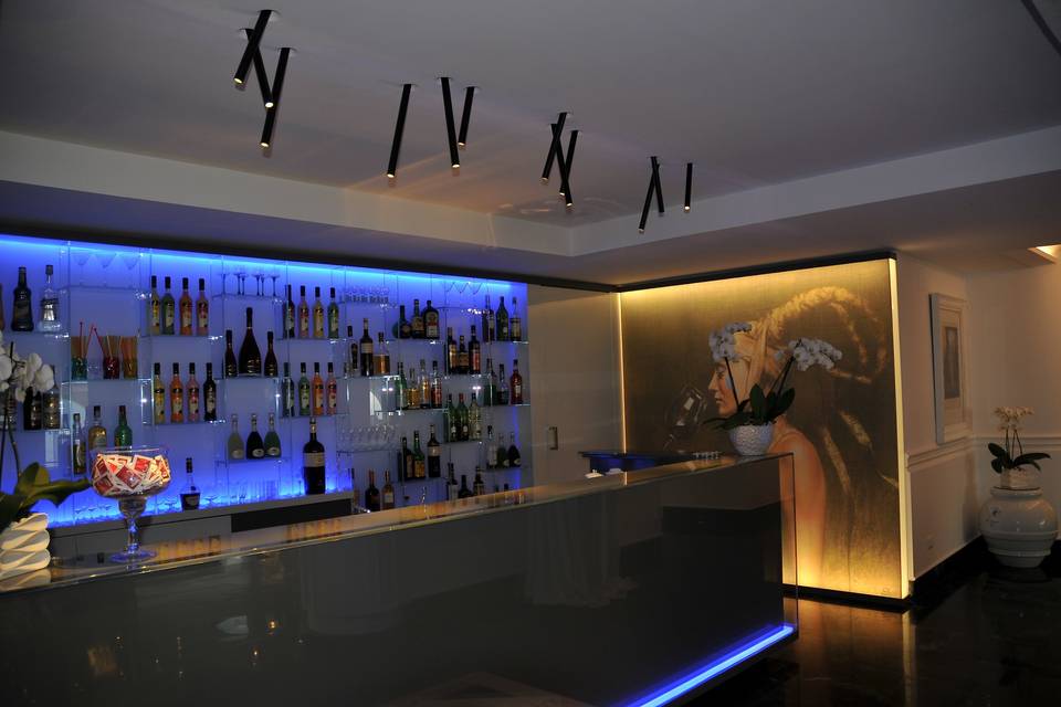 Bar hall