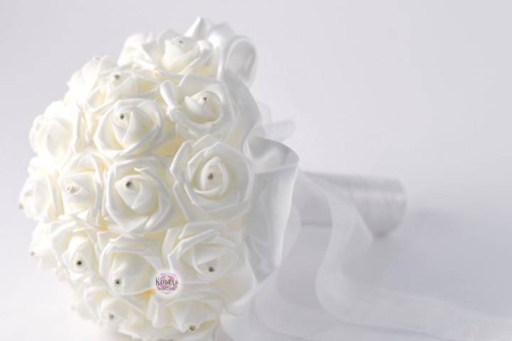 Bouquet rose bianche e strass